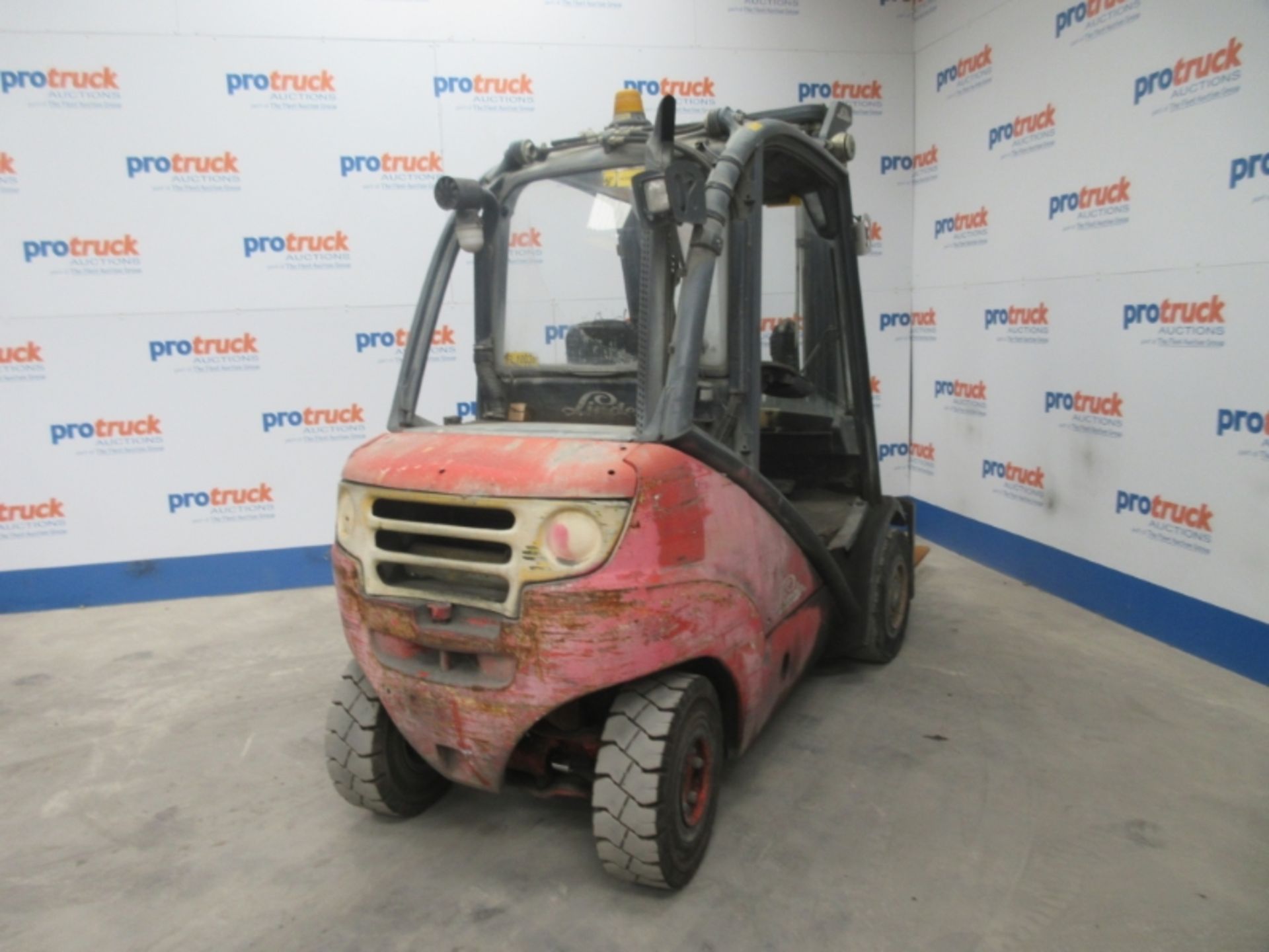 LINDE H30D Plant Diesel - VIN: H2X393S01102 - Year: 2005 - 12,112 Hours - Triplex Forklift, - Image 4 of 7