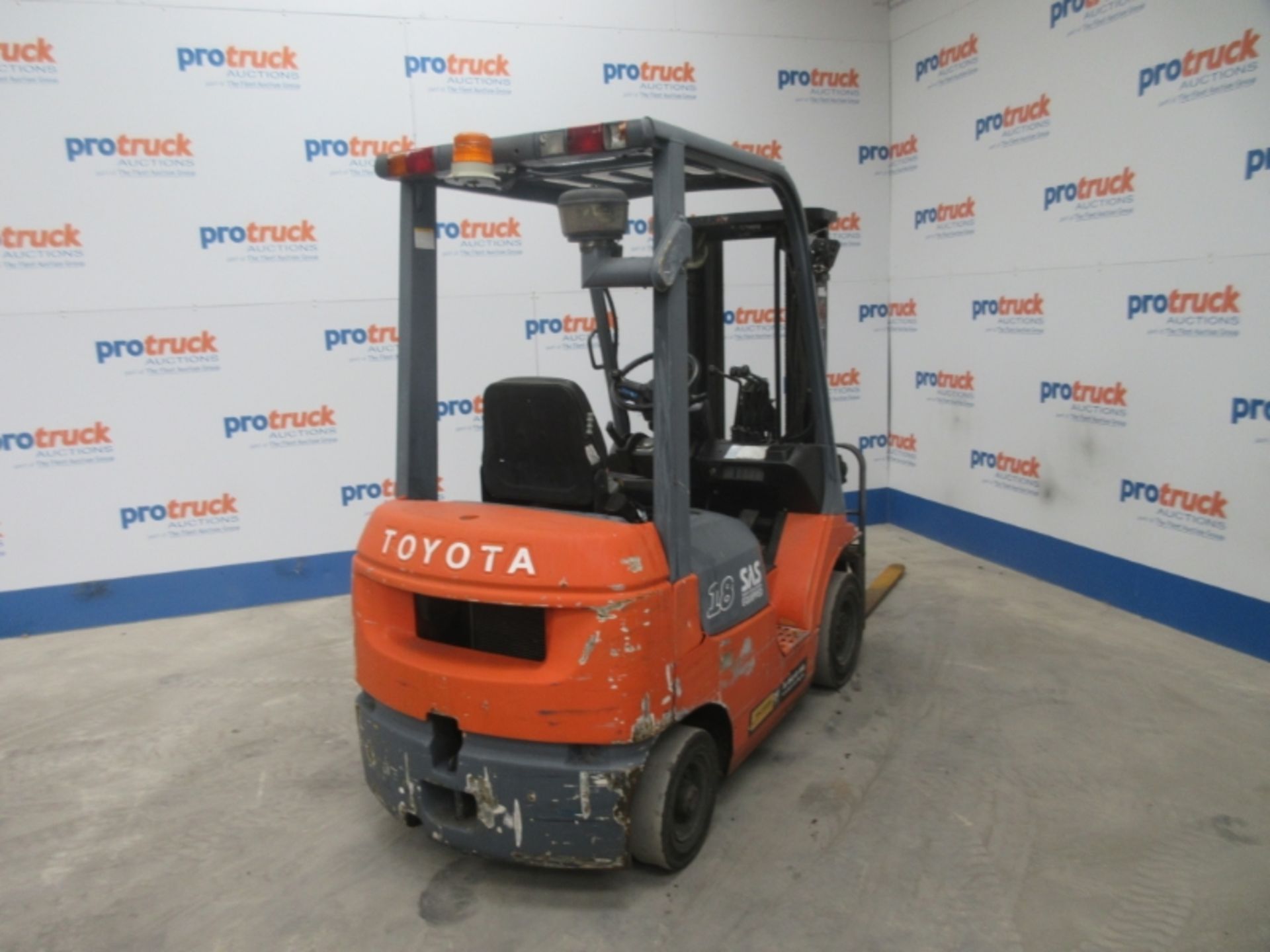 TOYOTA 02-7FDF18 Plant Diesel - VIN: E15937 - Year: 2007 - 7,943 Hours - Triplex Forklift, - Image 4 of 7