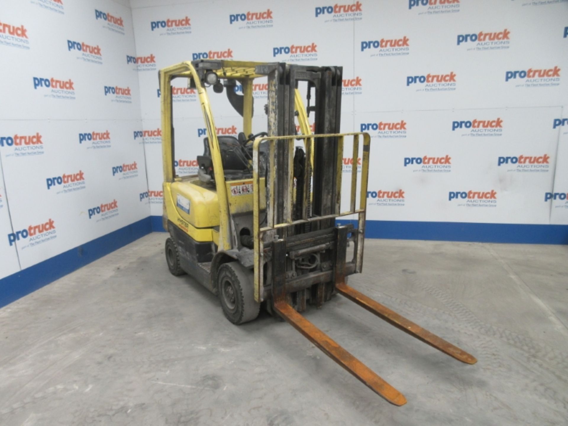 HYSTER H2.0FTS Plant Diesel - VIN: F001B04465 - Year: 2008 - 1,212 Hours - Triplex Forklift, - Image 2 of 7