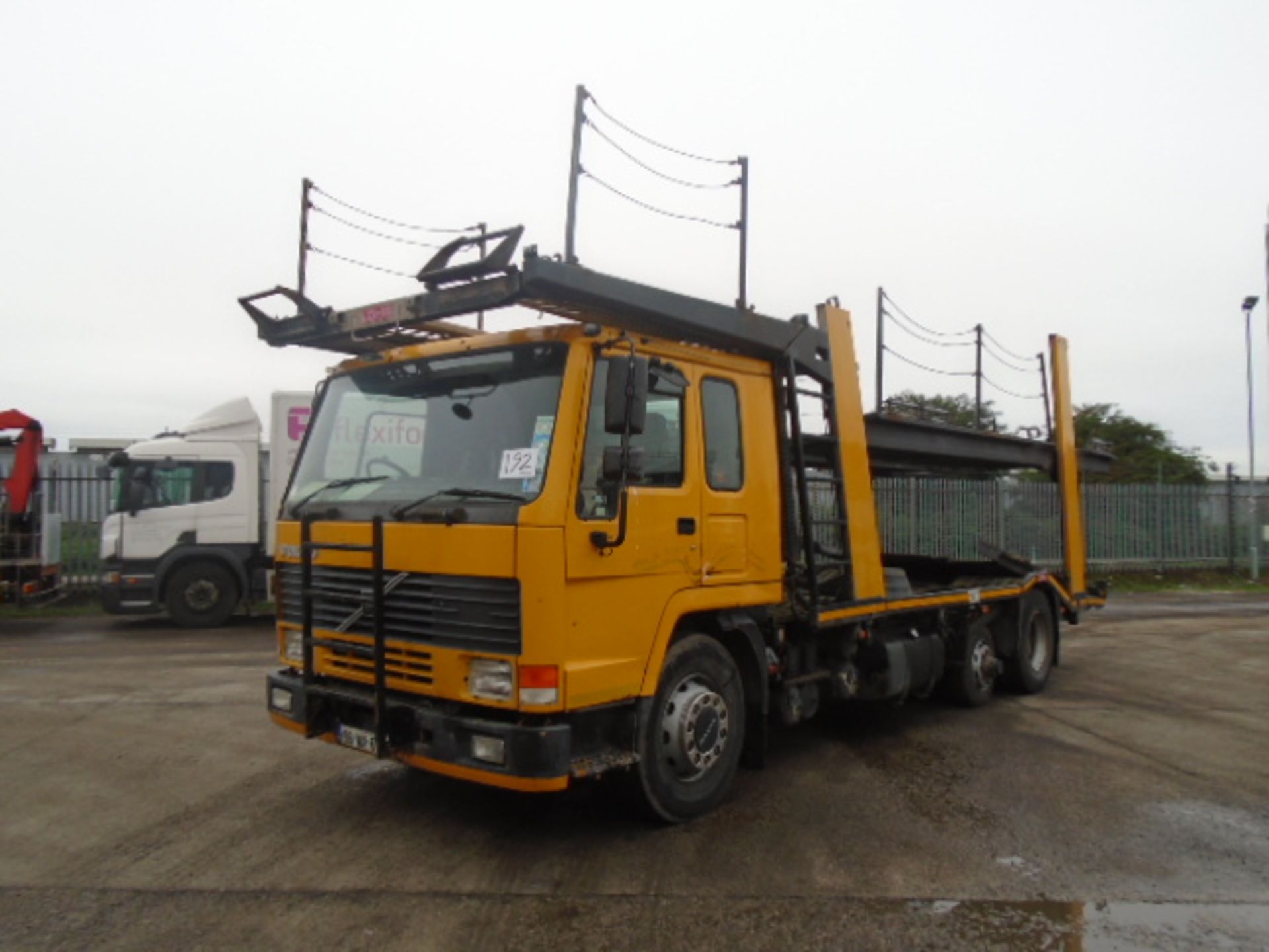 VOLVO FM 10.380 Sleeper Cab Diesel - VIN: YV2F4B2C0WC757298 - Year: 1998 - 003,000 km - 6x2