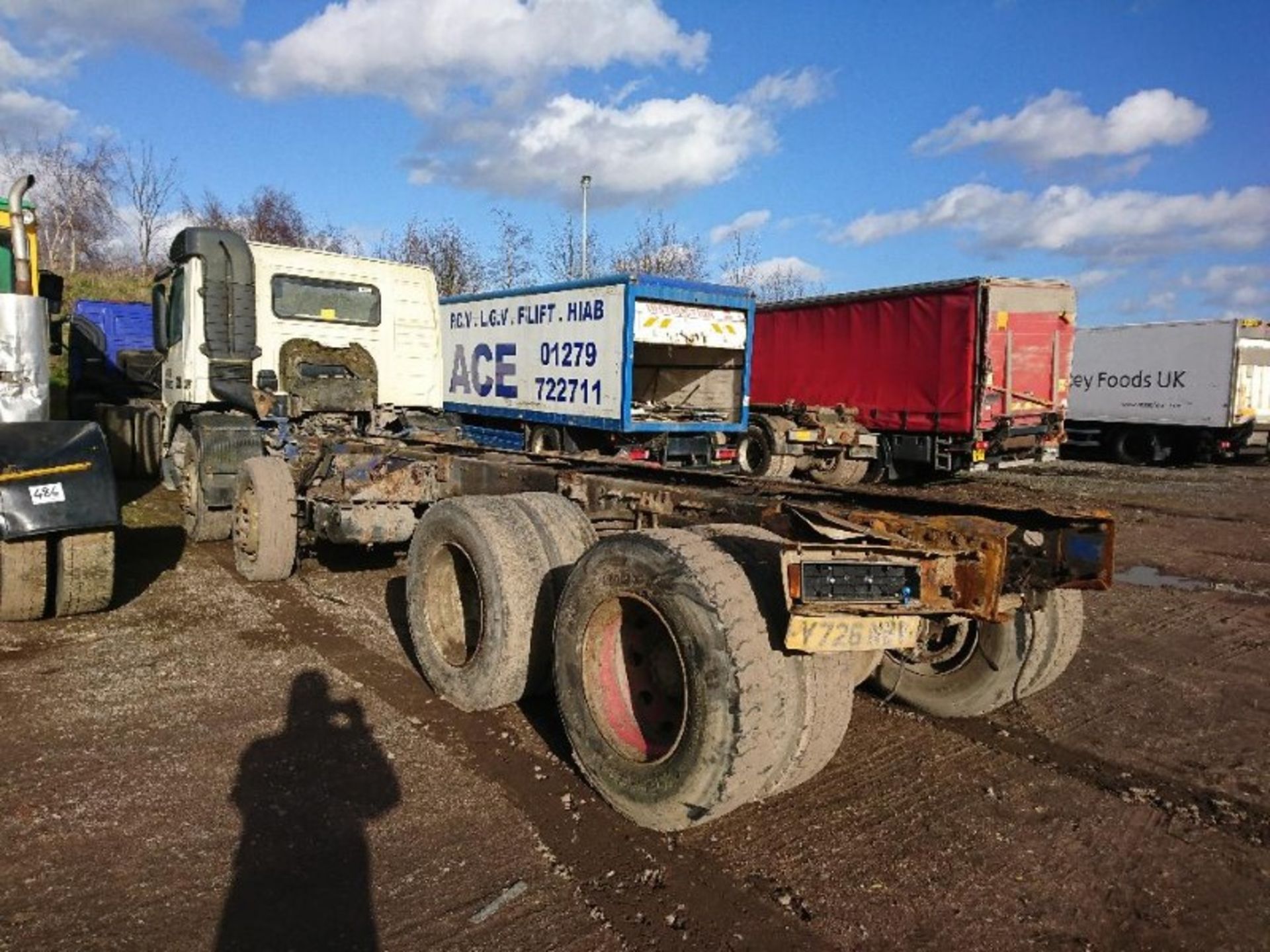 VOLVO FM 12 340 - 12130cc Day Cab Diesel - VIN: YV2J4DPG01A535379 - Year: 2001 - 374,000 km - 8x4 - Image 4 of 7