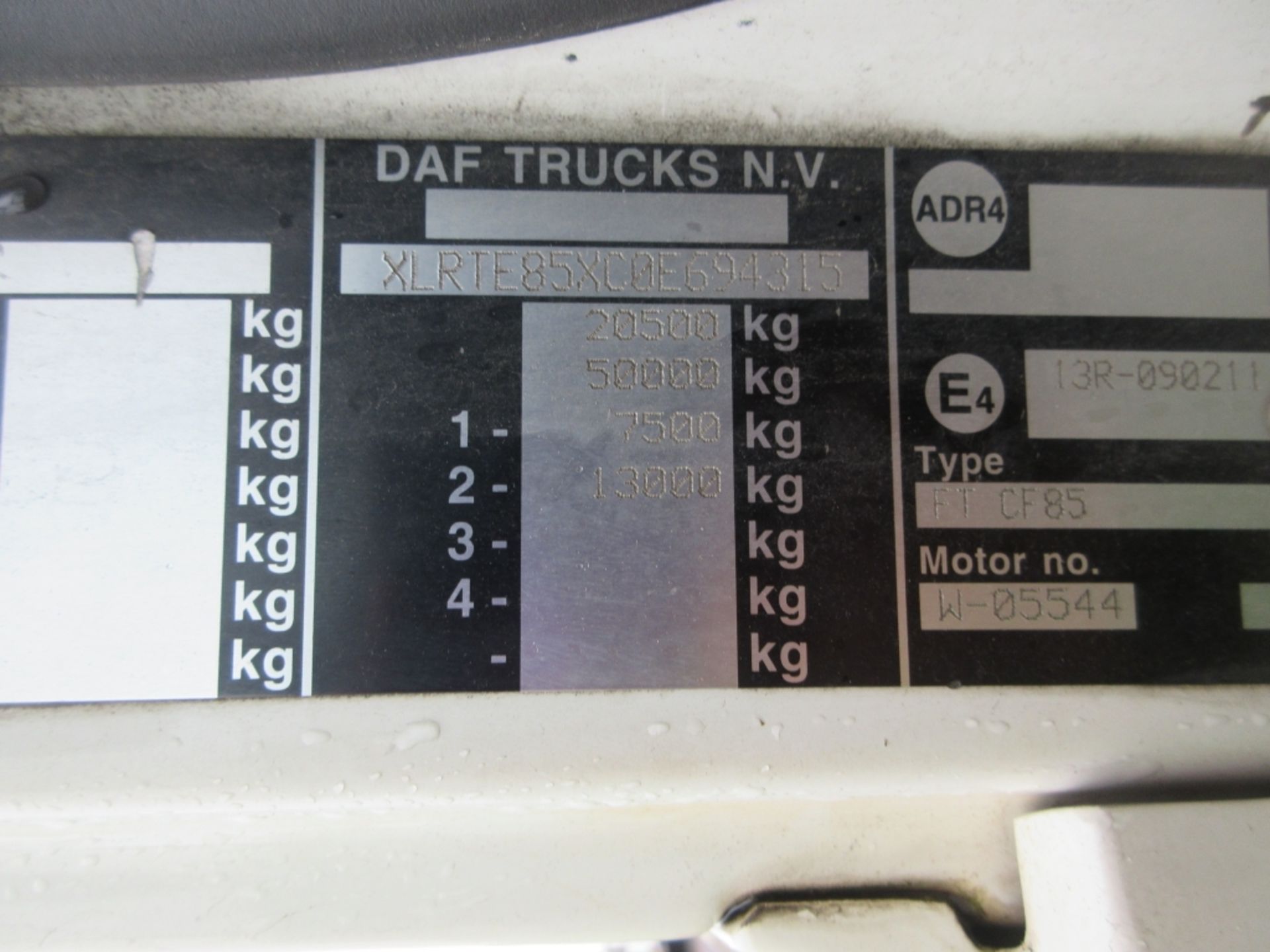 DAF TRUCKS FT CF 85.380 - 12580cc Space Cab Diesel Automatic - VIN: XLRTE85C0E694315 - Year: - Image 5 of 6