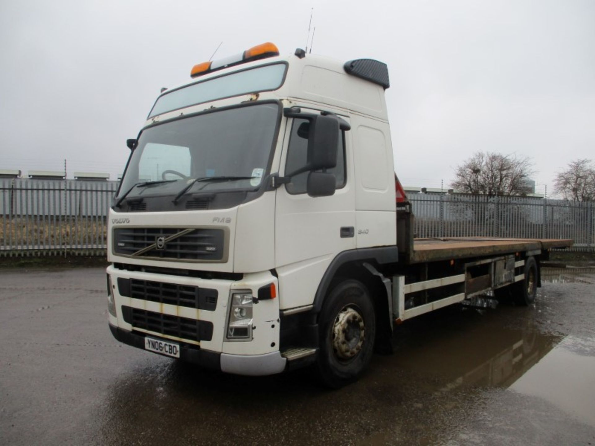 VOLVO FM 340 - 9364cc Globetrotter Diesel - VIN: YV2JHV0A06B426261 - Year: 2006 - 1,198,000 km - 4x2