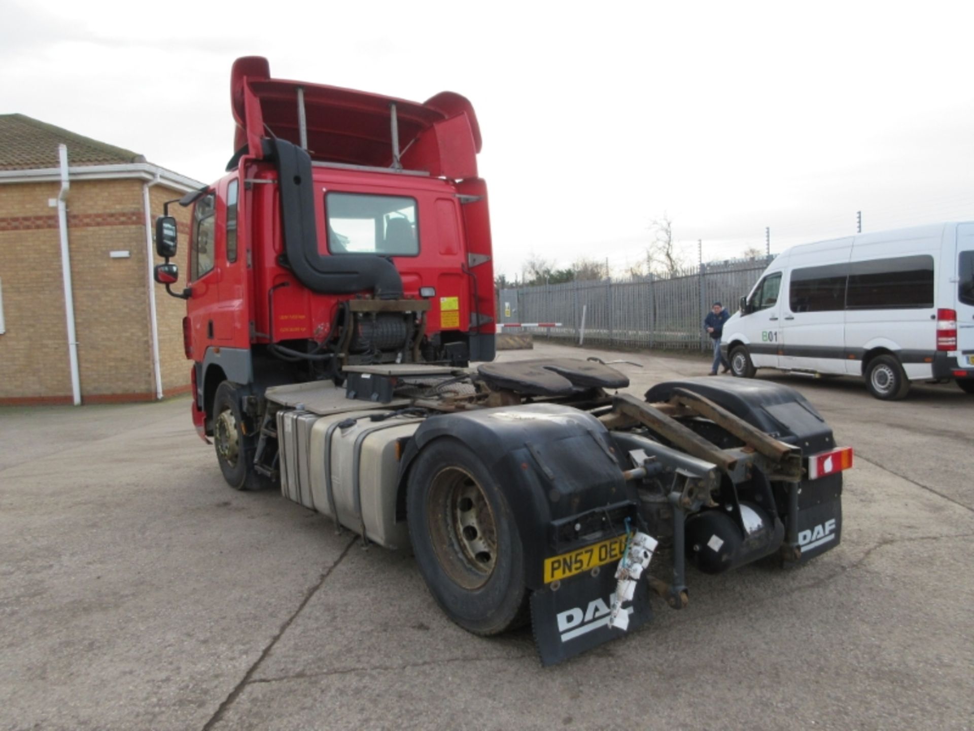 DAF TRUCKS CF 85.410 - 12900cc Sleeper Cab Diesel Automatic - VIN: XLRTE85MC0E794697 - Year: - Image 4 of 9