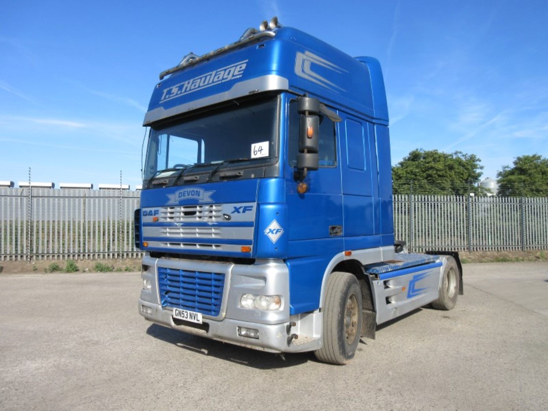 DAF TRUCKS FT XF95.530 Superspace Cab Diesel - VIN: XLRTE47XS0E626792 - Year: 2003 - NO TACHO km -