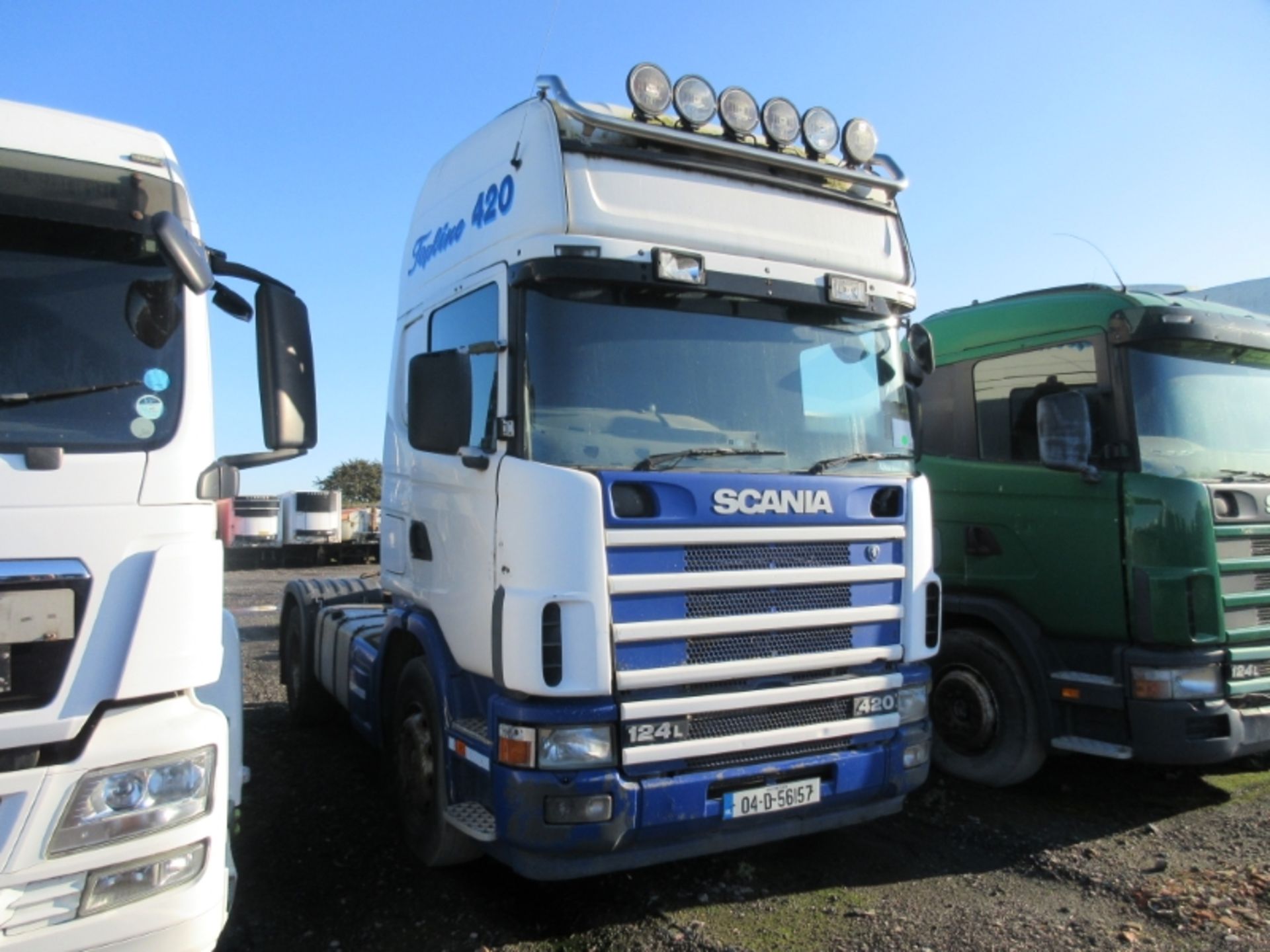 SCANIA 124 420 Topline Diesel - VIN: VLUR4X20009089696 - Year: 2004 - 295,000 km - 4x2 Unit, Air- - Image 2 of 8