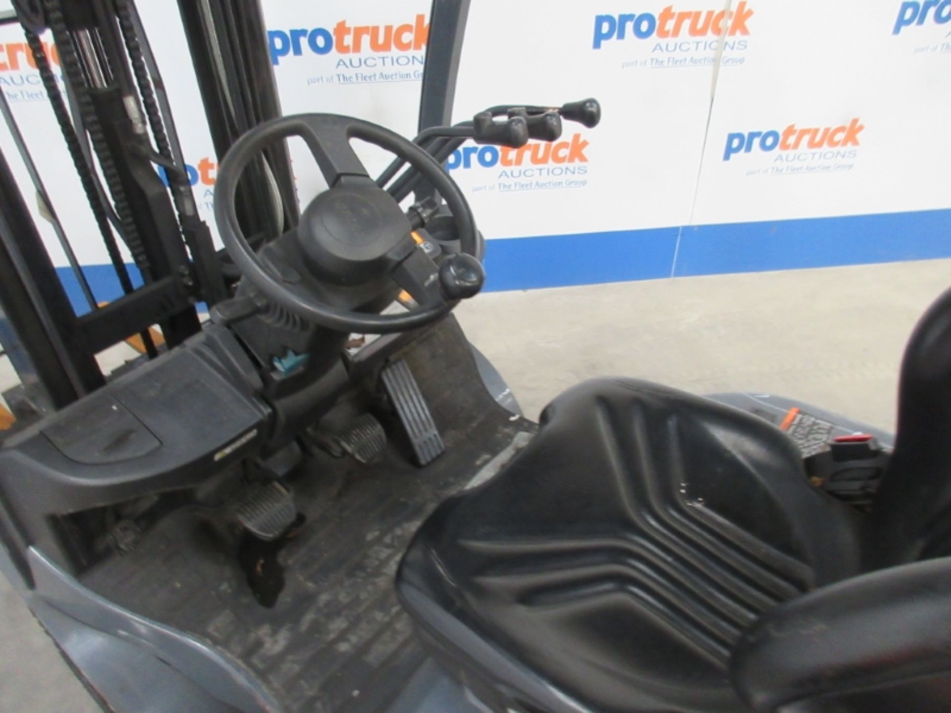 TOYOTA 02-8FDF15 Plant Diesel - VIN: 8FDF18E40535 - Year: 2014 - 7,970 km - Duplex 3.7M Forklift, - Image 5 of 7