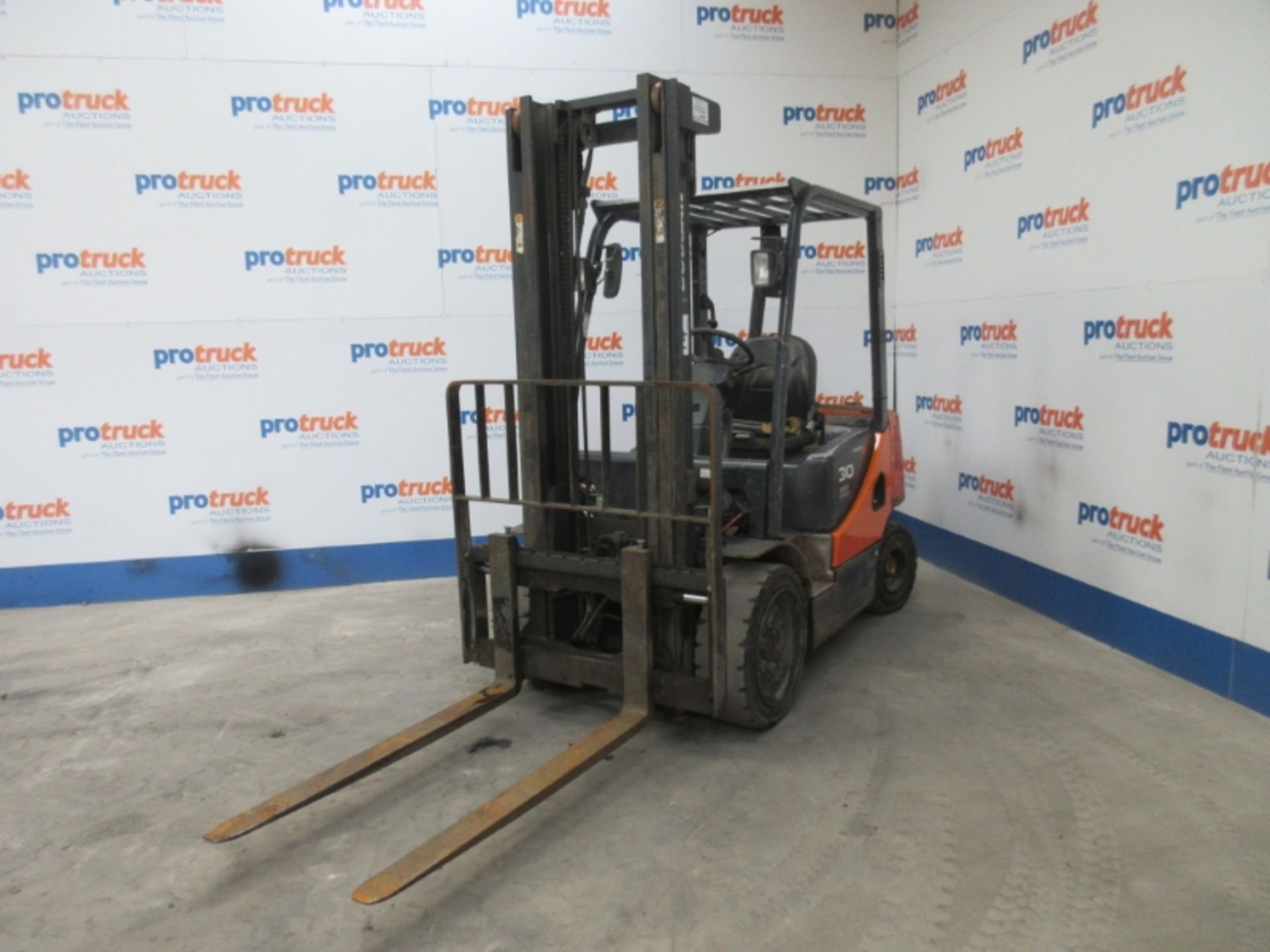 DOOSAN D30S-5 Plant Diesel - VIN: FDA06124011359 - Year: 2011 - 5,175 Hours - Duplex 3.2M