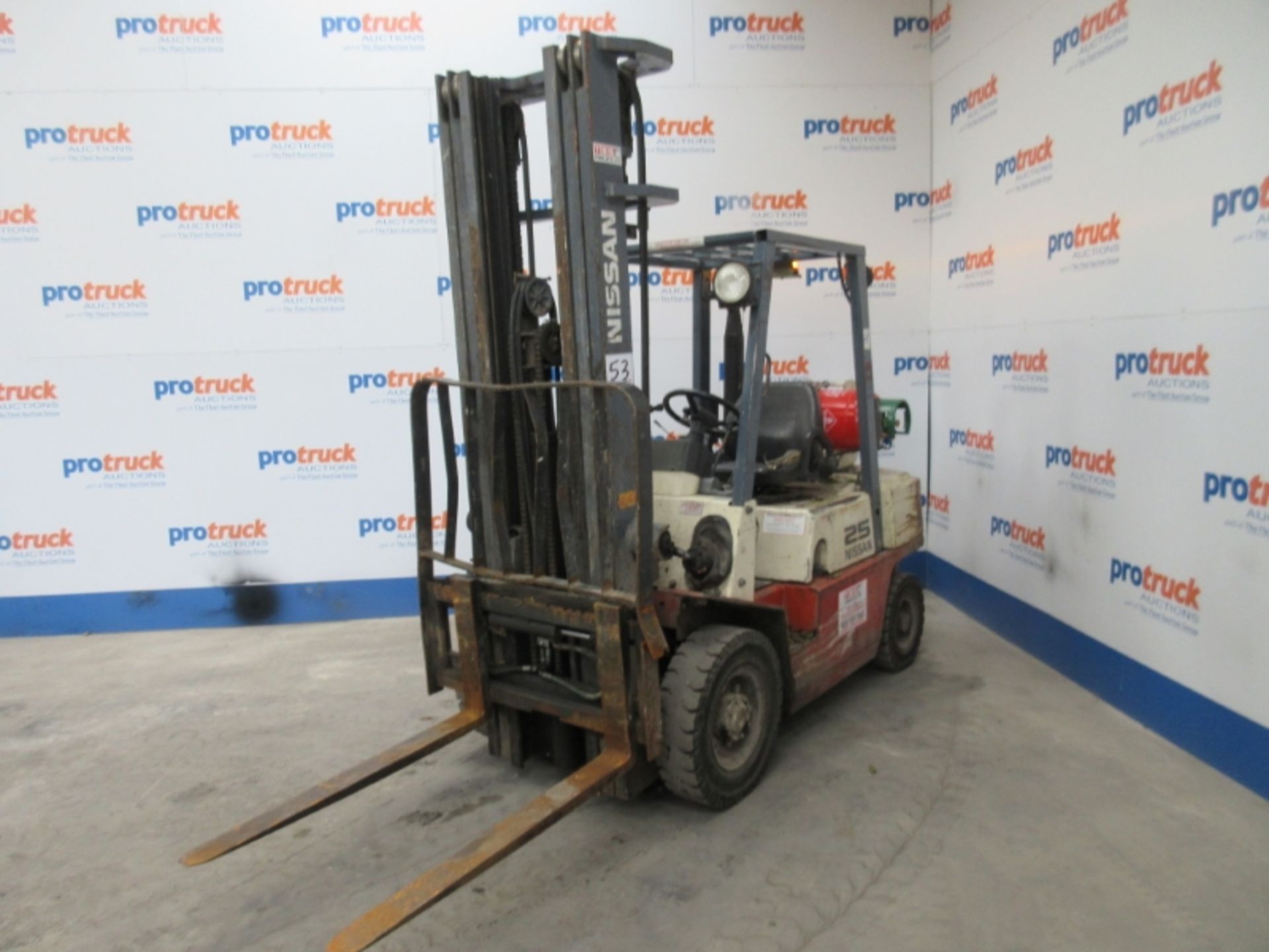 NISSAN UJ02A25U Plant LPG / CNG - VIN: 793149 - 8,920 Hours - Triplex 6M Forklift, Sideshift, R.D.L