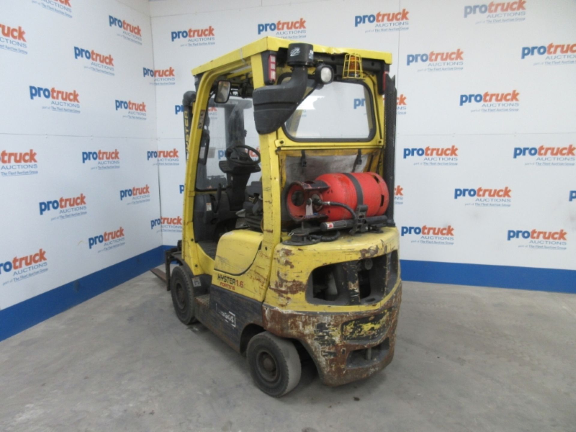 HYSTER H1.6FT Plant LPG / CNG - VIN: F001B08415L - Year: 2013 - 7,219 Hours - Triplex 4.4M Forklift, - Image 3 of 7