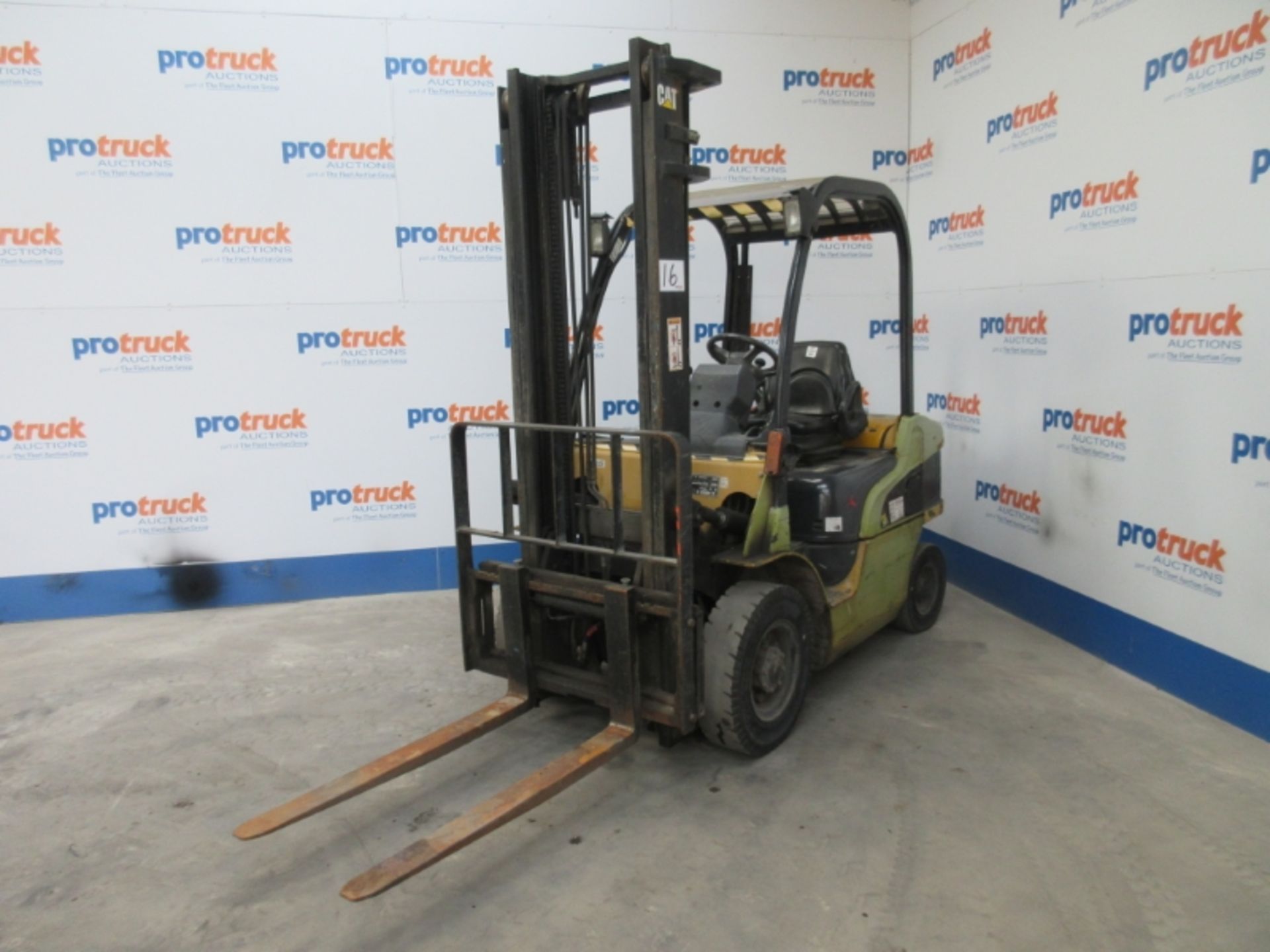 CATERPILLAR DP25N Plant Diesel - VIN: ET18C51722 - Year: 2005 - 6,169 Hours - Duplex Forklift,