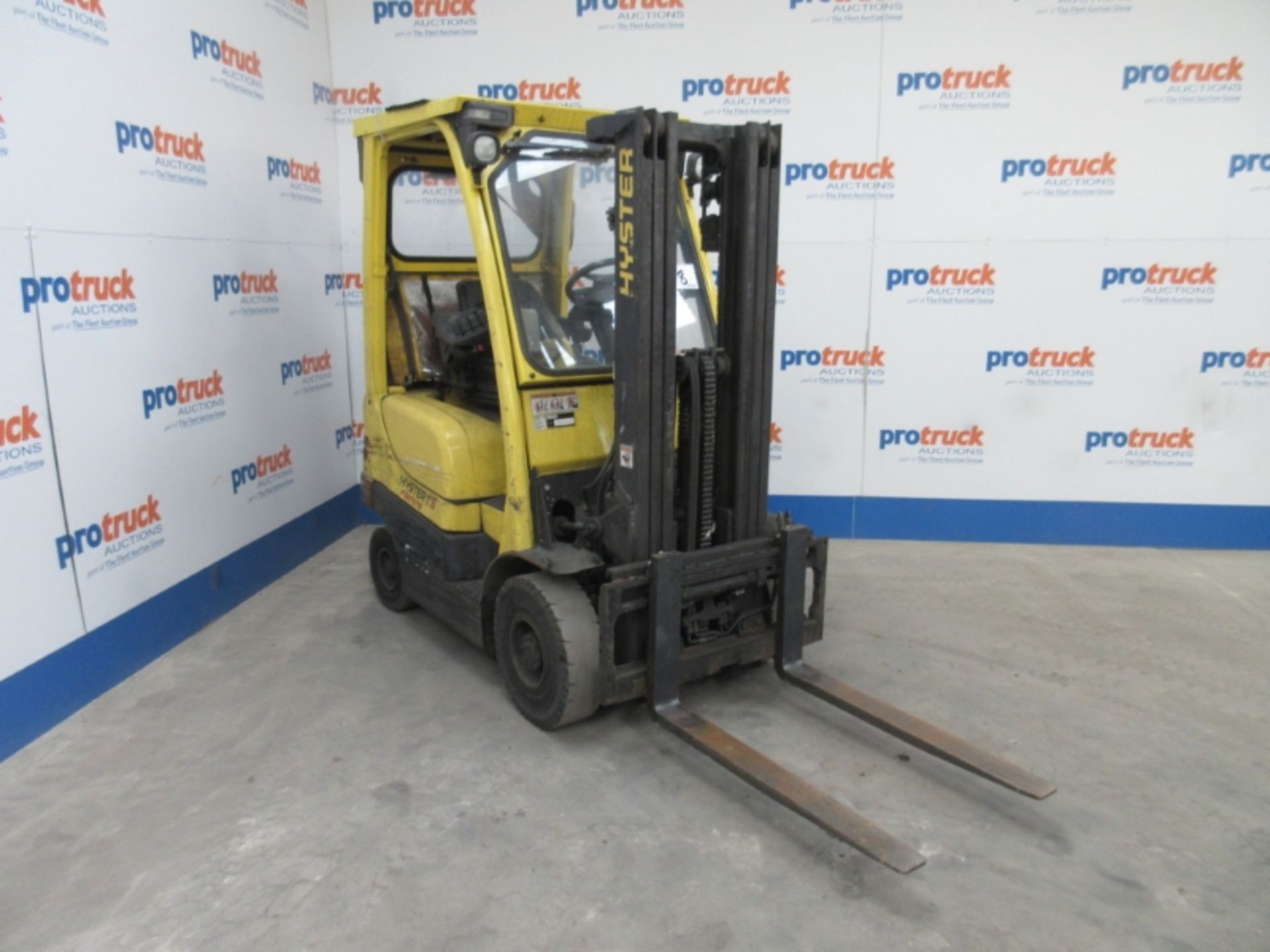 HYSTER H1.6FT Plant LPG / CNG - VIN: F001B08415L - Year: 2013 - 7,219 Hours - Triplex 4.4M Forklift, - Image 2 of 7