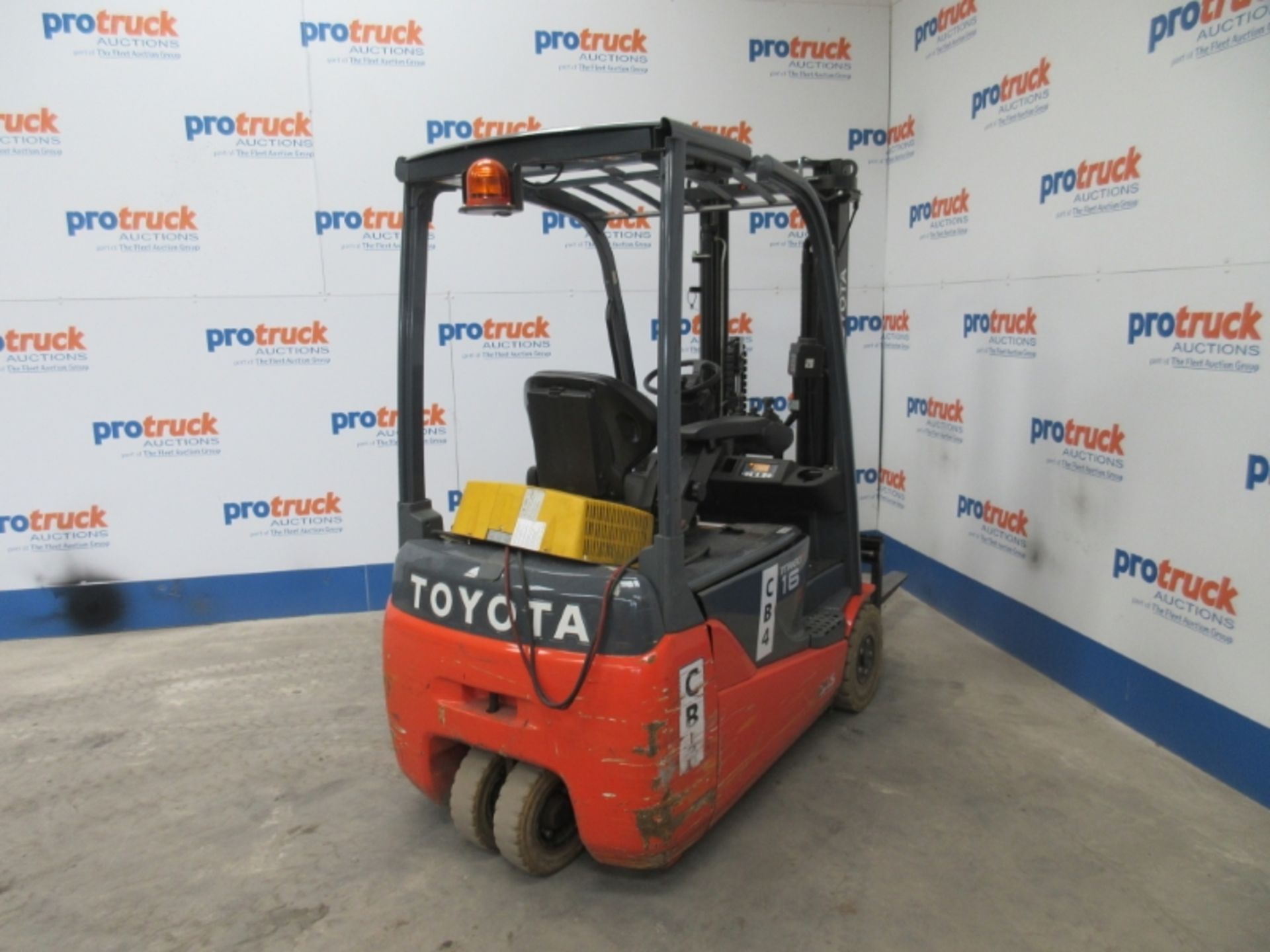 TOYOTA 8FBET16 Plant Electric - VIN: 8FBET16E12660 - Year: 2014 - . Hours - Duplex 3.3M Forklift, - Image 4 of 7