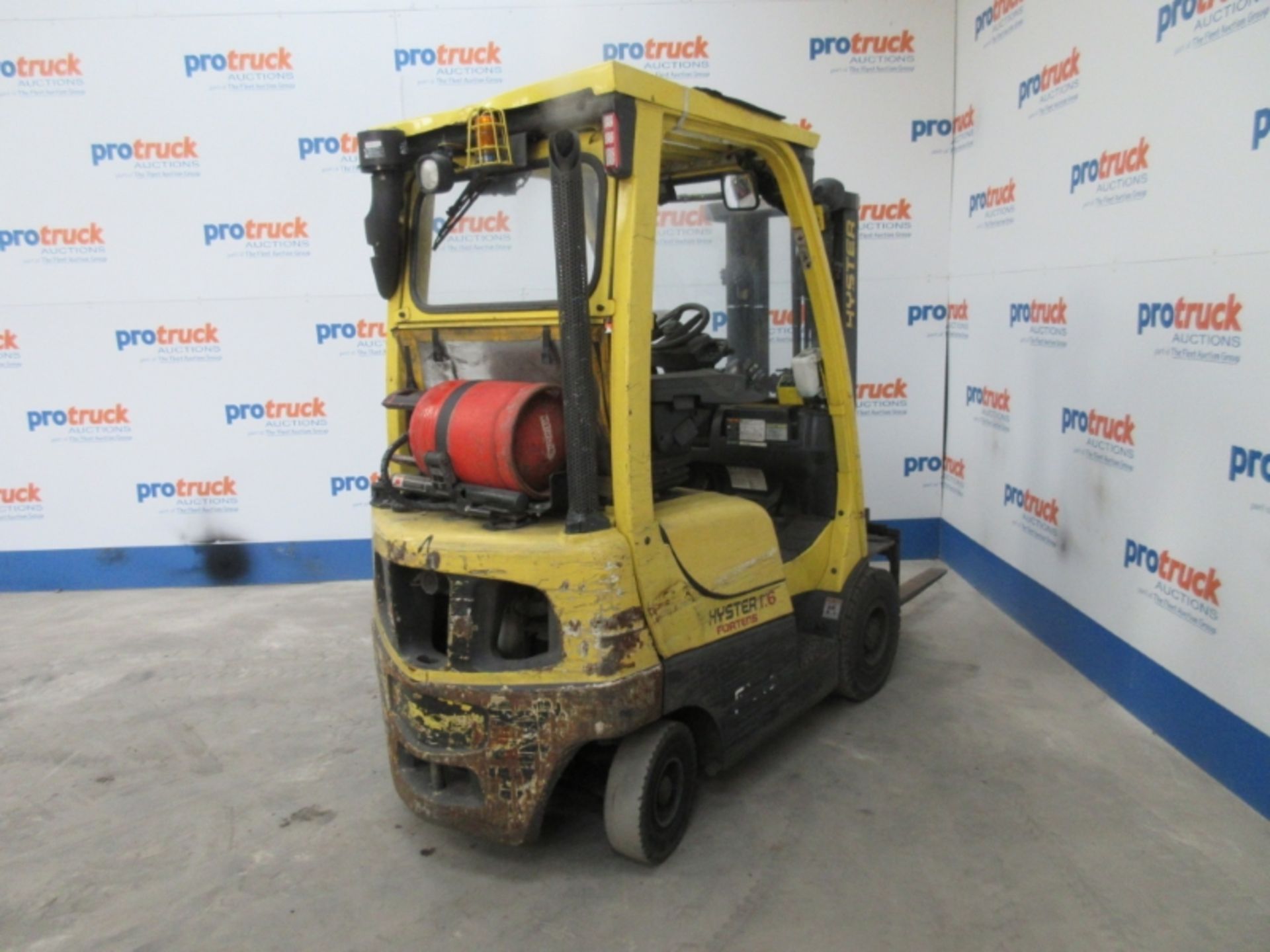 HYSTER H1.6FT Plant LPG / CNG - VIN: F001B08415L - Year: 2013 - 7,219 Hours - Triplex 4.4M Forklift, - Image 4 of 7