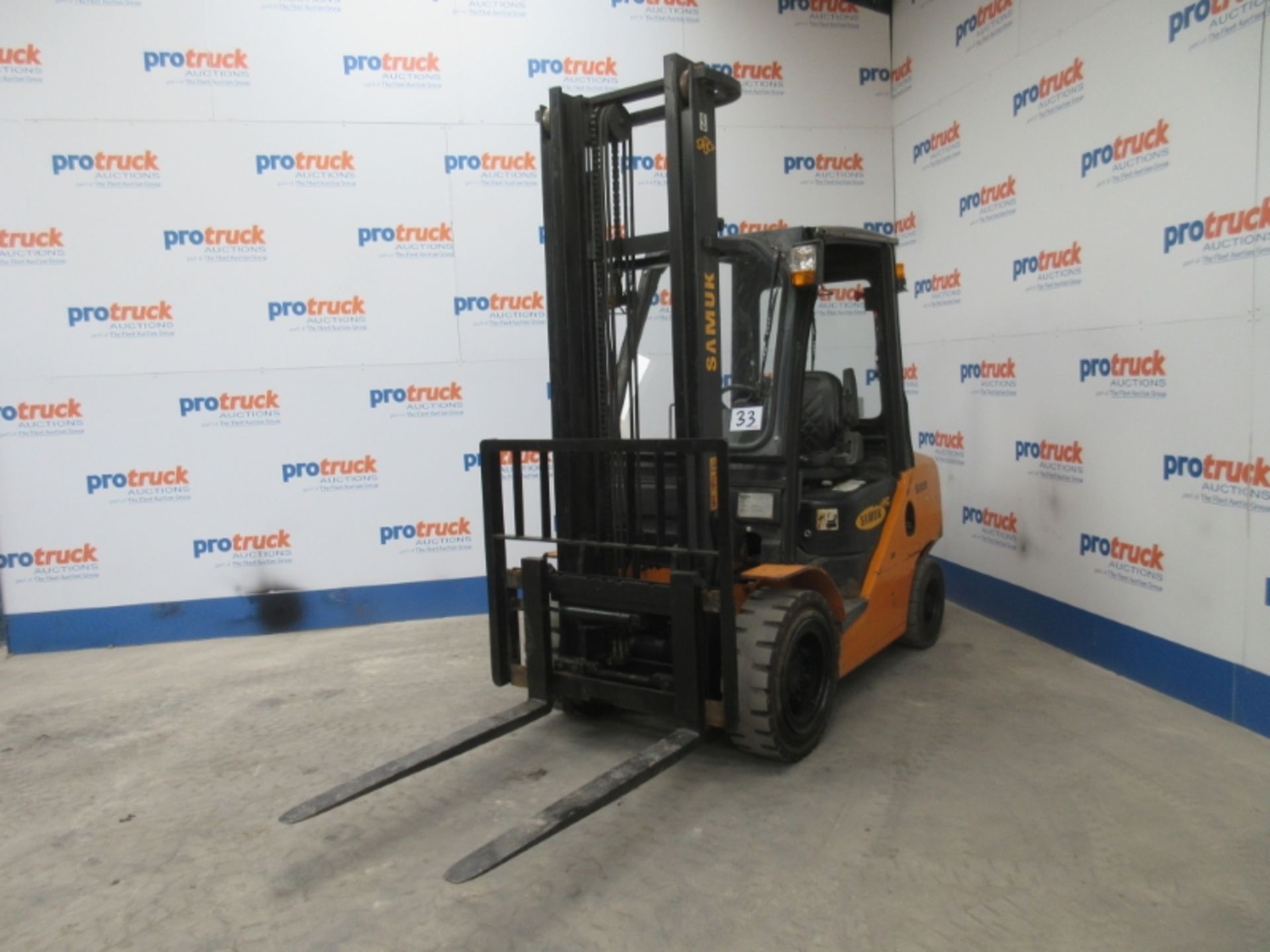 SAMUK B30D XW33M Plant Diesel - VIN: 100420143 - Year: 2010 - 5,142 Hours - Duplex 3.3M Forklift,