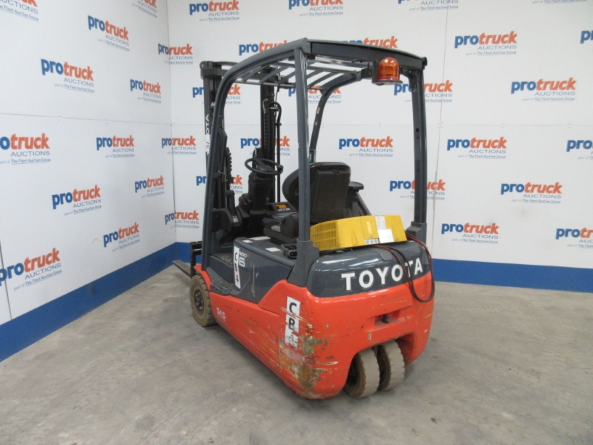 TOYOTA 8FBET16 Plant Electric - VIN: 8FBET16E12660 - Year: 2014 - . Hours - Duplex 3.3M Forklift, - Image 3 of 7