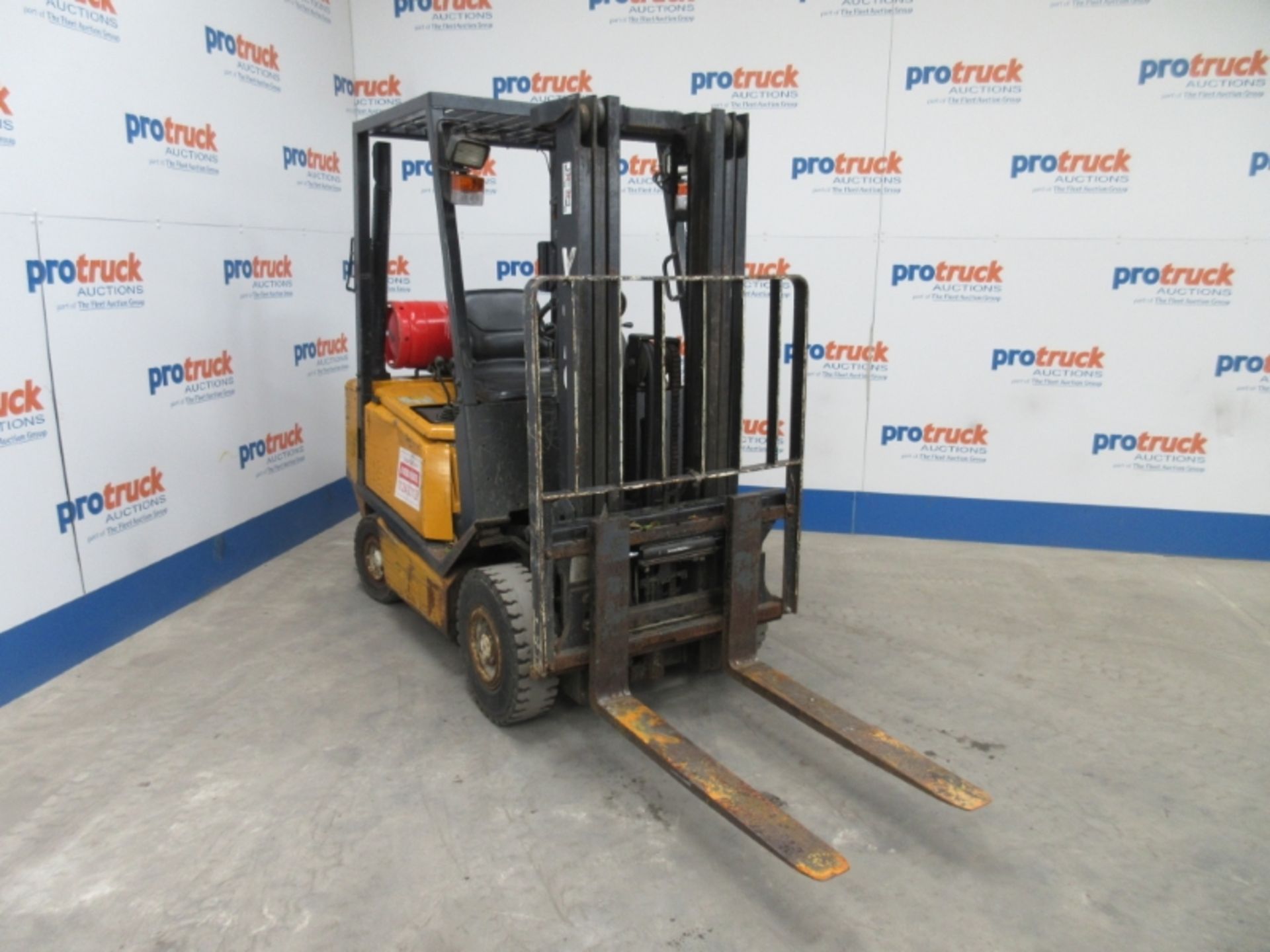 JUNGHEINRICH GLP20AF Plant LPG / CNG - VIN: A810B03912U - 6,400 Hours - Triplex 4.5M Forklift, - Image 2 of 7