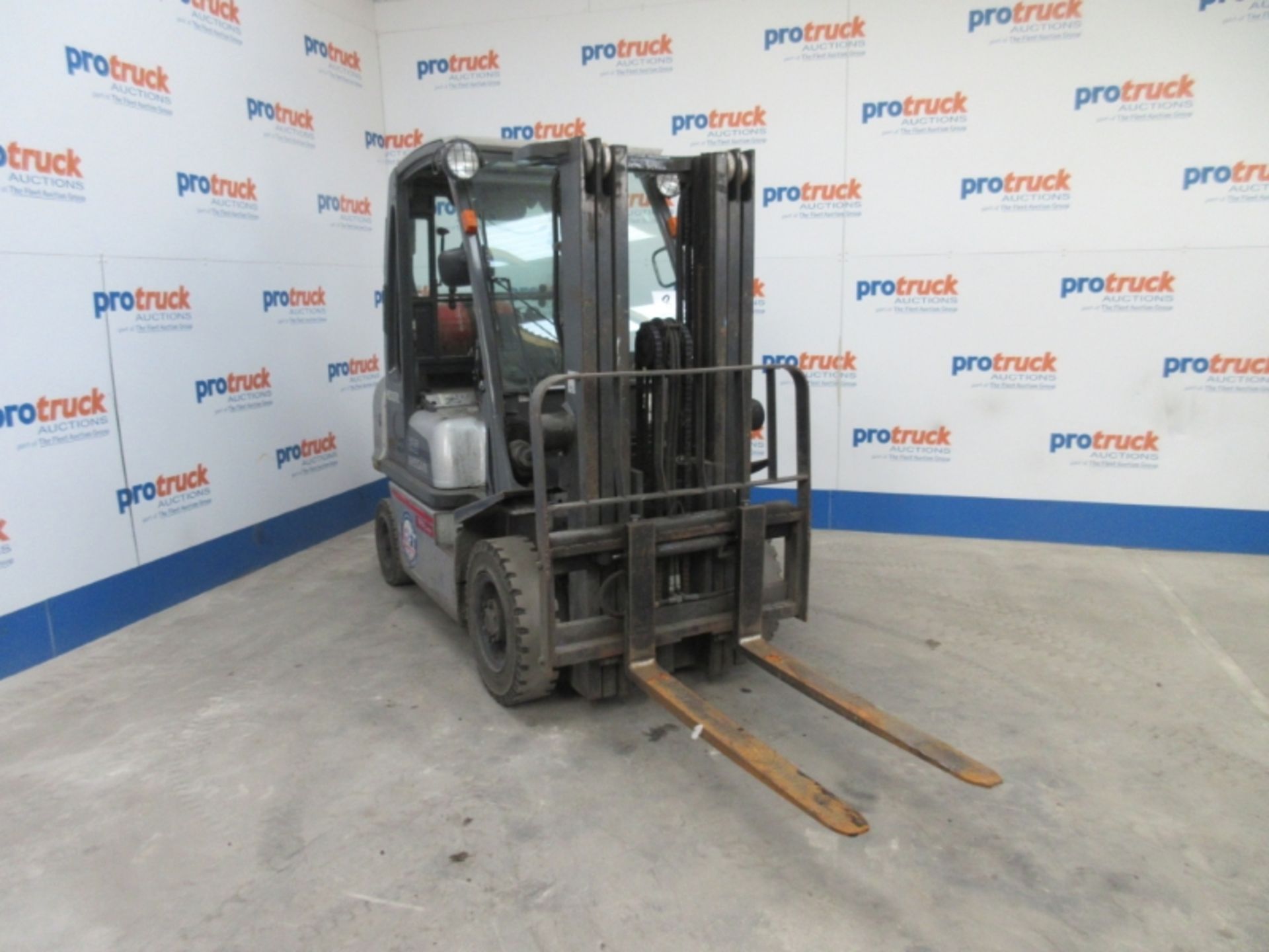 NISSAN U1D2A25LQ Plant LPG / CNG - VIN: U1D2E700096 - 13,588 Hours - Triplex 4.3M Forklift, - Image 2 of 7