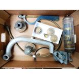 A box of assorted parts to include a pair of hub extractors, possibly for Bentley, a C-type spanner,