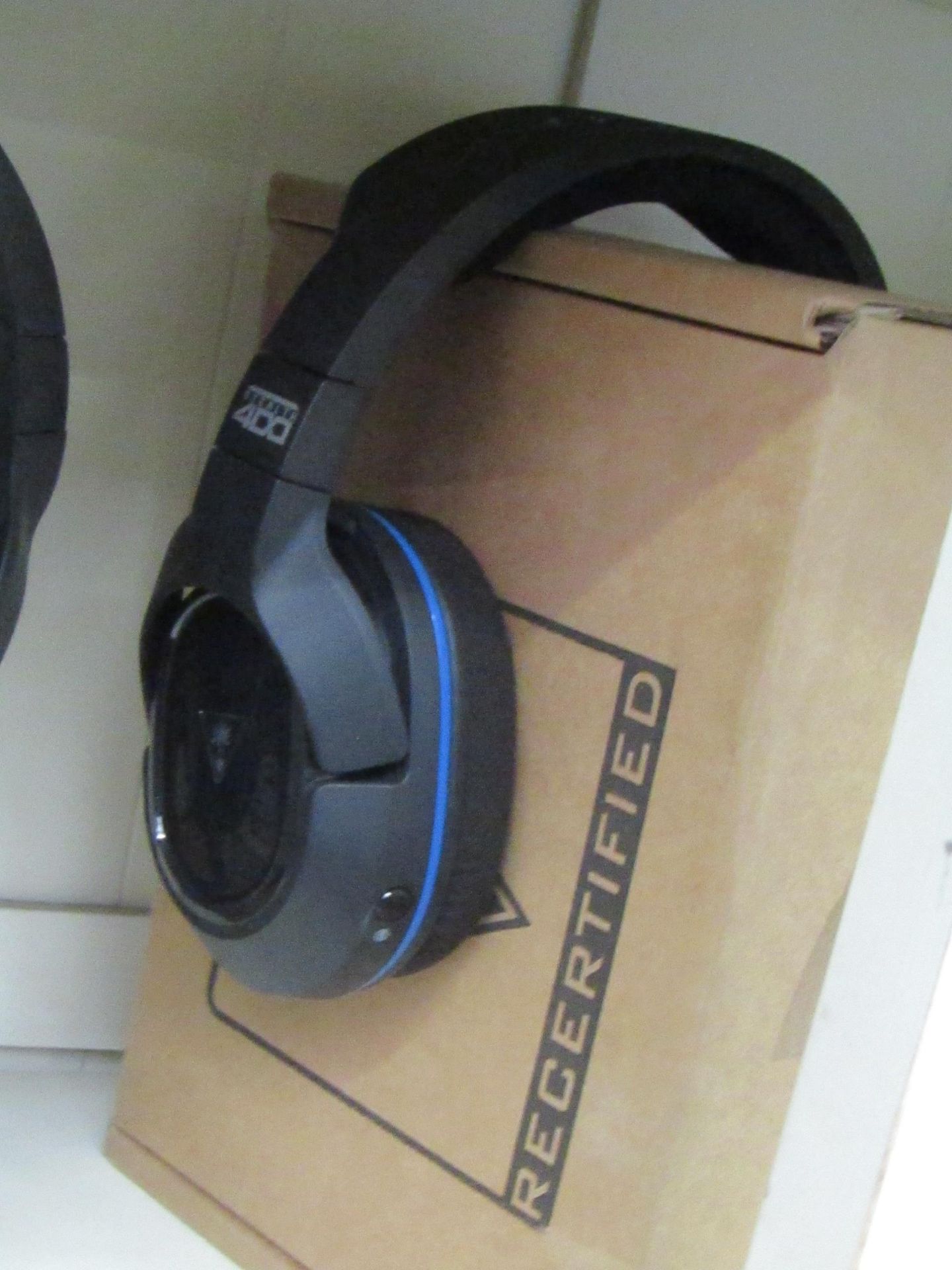 Turtle Beach ST400 gaming headset, tested working and boxed.