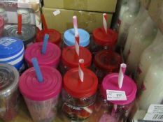 9x Various children's cups, all new.
