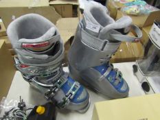 Pair of Nordica ski shoes, both in good condition.