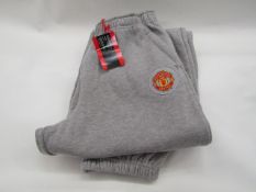 Manchester United Jogging Pants age 14-15  new with tags
