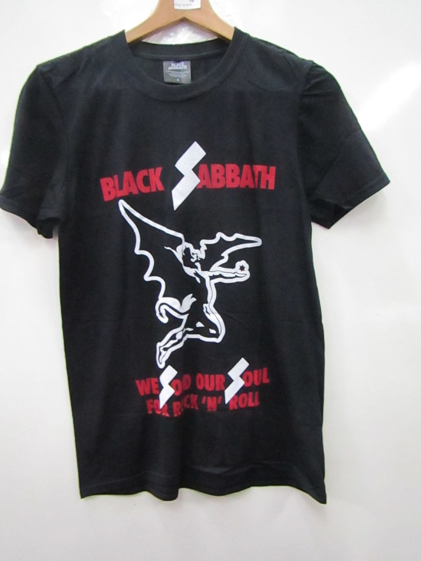 Rock Off Official Merchandise Black Sabbath T Shirt size S new