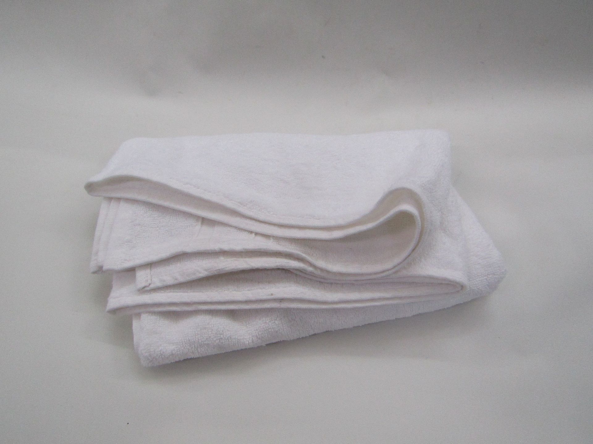 6 X Large Guest 100% Egyptian Cotton Towels size 40 X 60 CM all new