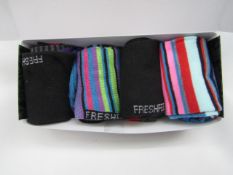 4 X Pairs of Men's Socks size 7-11 new & boxed,( please note the colour & design may vary from