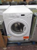 Hotpoint Extra 9Kg washing machine, powers on and spins.