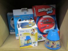 5x Various toys being: - 2x Imaginative lighting Philips Disney - 2x WiiU Mariokart 8 racing wheel -