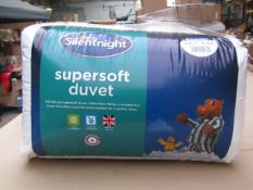 4 x Silentnight Supersoft Duvet, Kingsize, 10.5 Tog, brand new and packaged. RRP £24.99