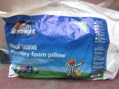 Silentnight Cool Zone Memory Foam Pillow, brand new and packaged. RRP £19.99