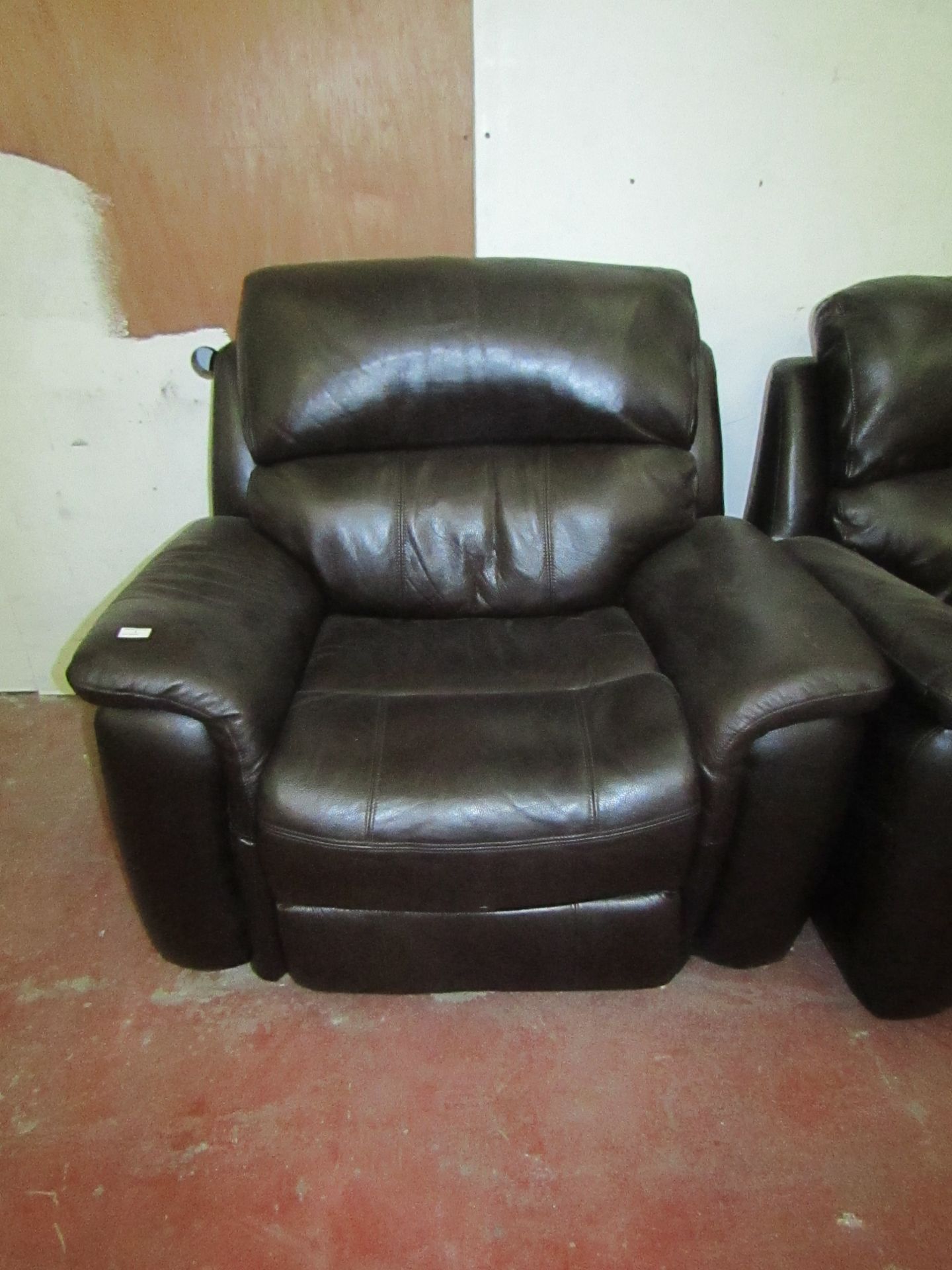 Costco Brown leather manual Reclining Arm chair, recline mechanism fully working