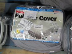 Full car cover, size M, unchecked and packaged.