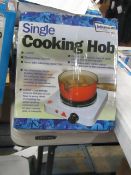 Leisurewize single cooking hob. Unchecked & boxed.