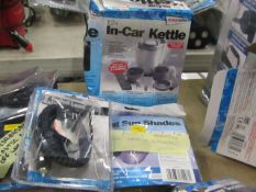 12v In-car kettle with extension socket, both unchecked and packaged.
