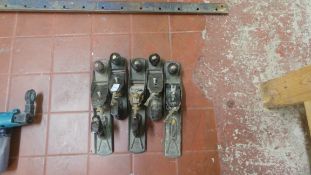 5 x Record Bailey Wood Planes (unchecked)