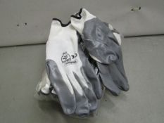 3x packs of 12 nitrile work gloves, new