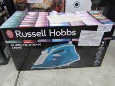 Russell Hobbs supreme steam 2400w, powers on and boxed