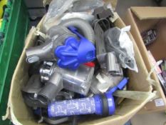 Box containing approx 10-15x various vacuum parts. All unchecked.