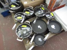 Kirkland 15 piece hard anodized aluminium cookware set, looks unused and is boxed, circa RRP £200