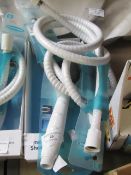 Lot contains: 2x shower hoses and 1x shower heads