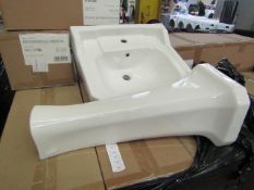 Rochester traditional style 1TH basin with full pedestal to match. New & boxed (2x boxes).