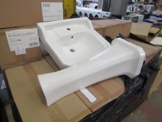 Rochester traditional style 1TH basin with full pedestal to match. New & boxed (2x boxes).