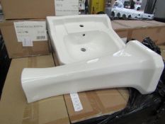 Rochester traditional style 1TH basin with full pedestal to match. New & boxed (2x boxes).