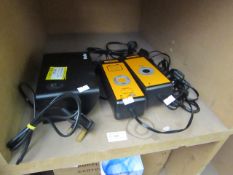 2x Items being; Halfords Smart Charge jumpstarter, untested Helix note detector, untested