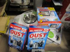 5 x items being 2 x Oust descaler , a 2 in 1 steam microwave cleaner and 2 x ceracraft aroma lid.