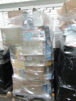 Pallets of raw Customer returns and Faulty returns